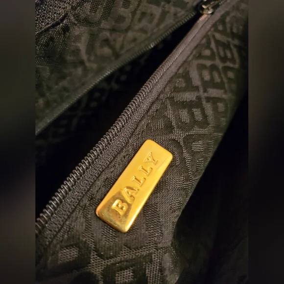 Bally Quilted Chain BlackTote Bag - Picture 9 of 12